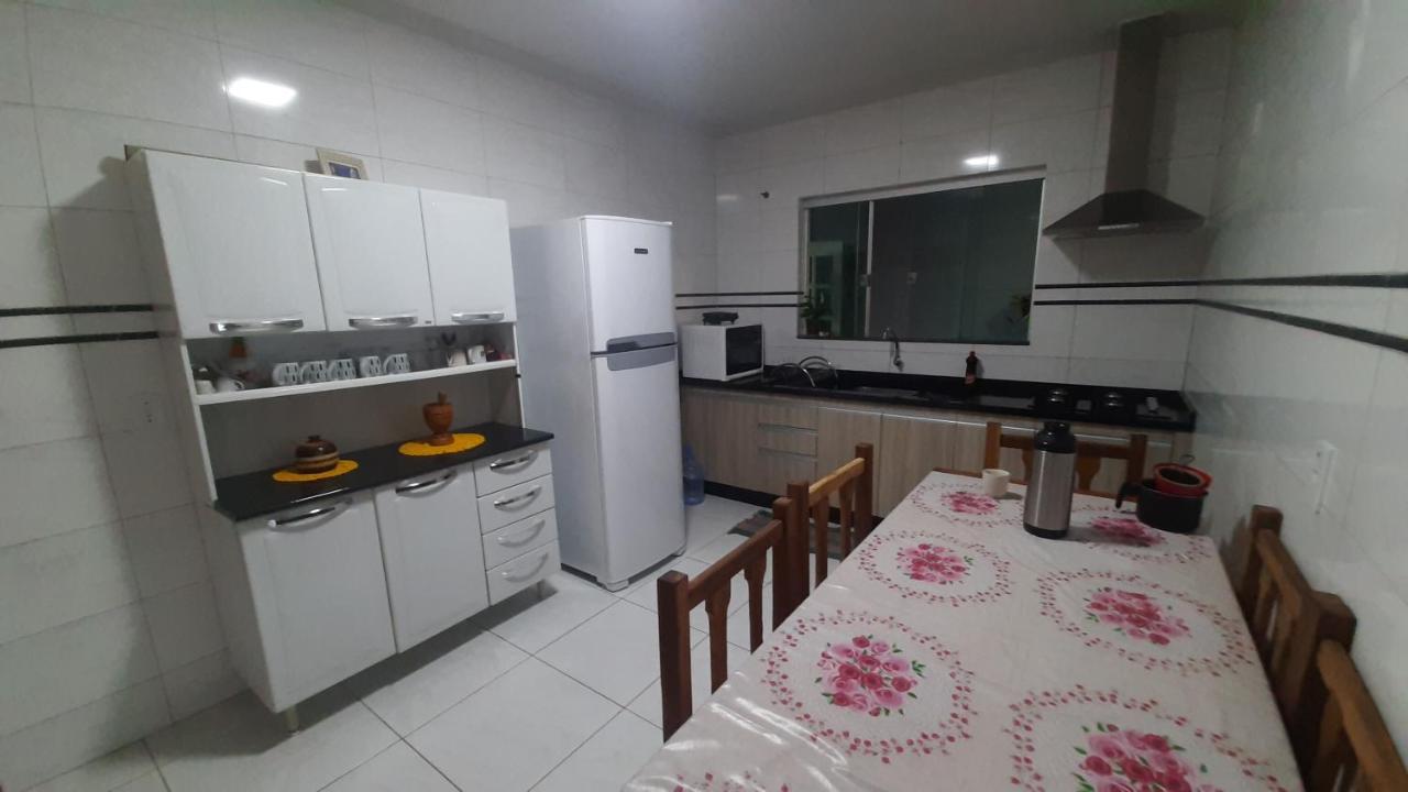 Casa Linda 2 Suite + 1 Quarto + 1 Banheiro Itarare Bagian luar foto